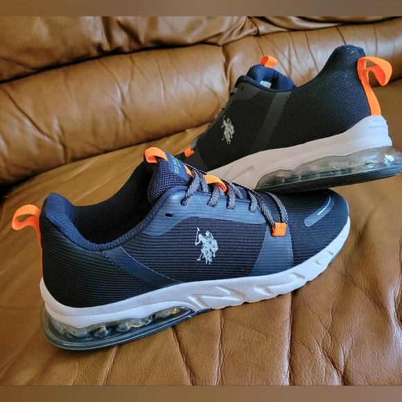 Women's (Unisex) Polo Assn Navy Blue Sneakers SIZE 10 WOMEN or Size 8.5 Men. - Picture 11 of 11